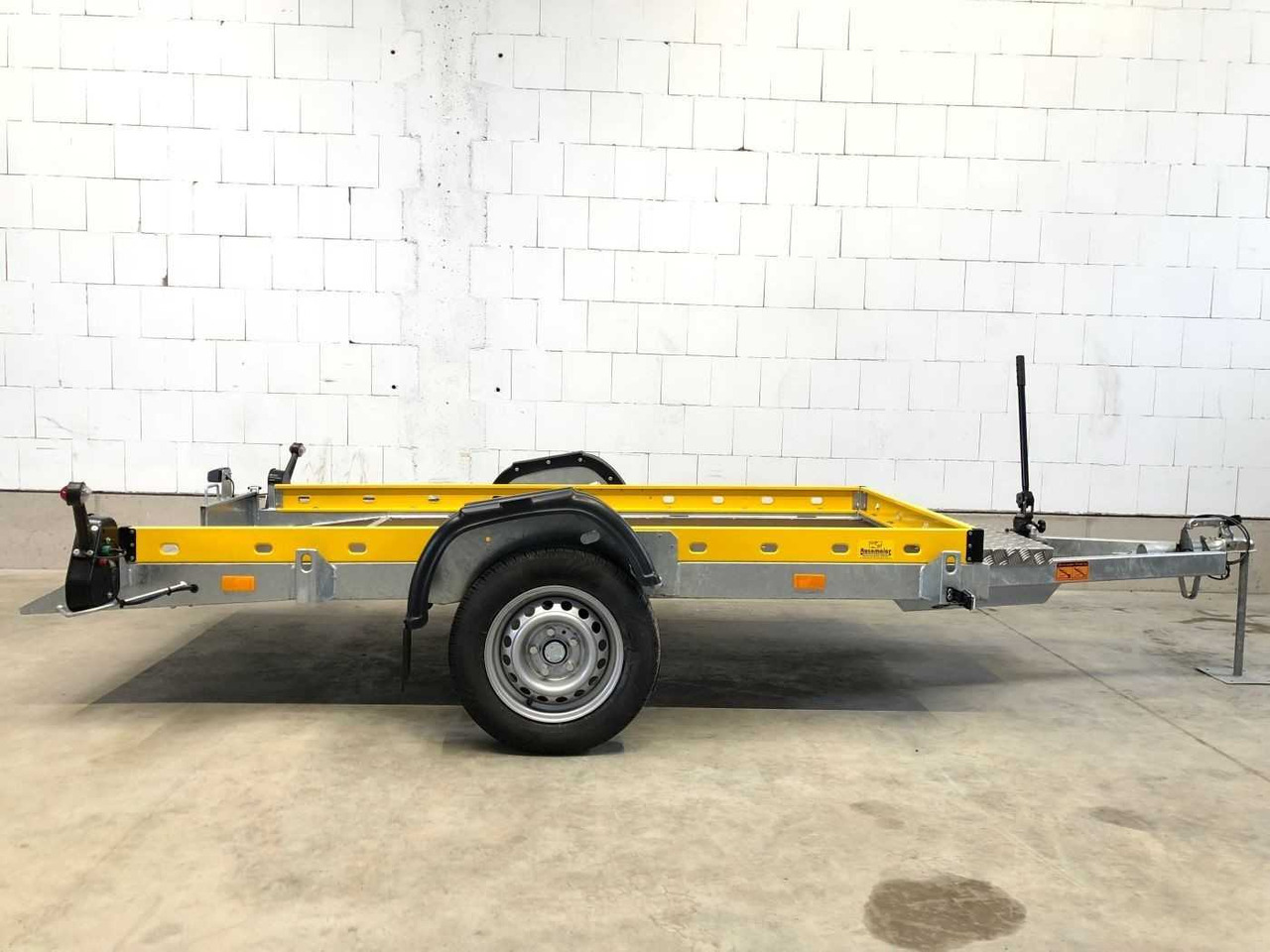 Remorcă abroll/ Skiploader nou VEZEKO Husky F 08.25 Absenker: Foto 9 Remorcă abroll/ Skiploader nou VEZEKO Husky F 08.25 Absenker: Foto 9