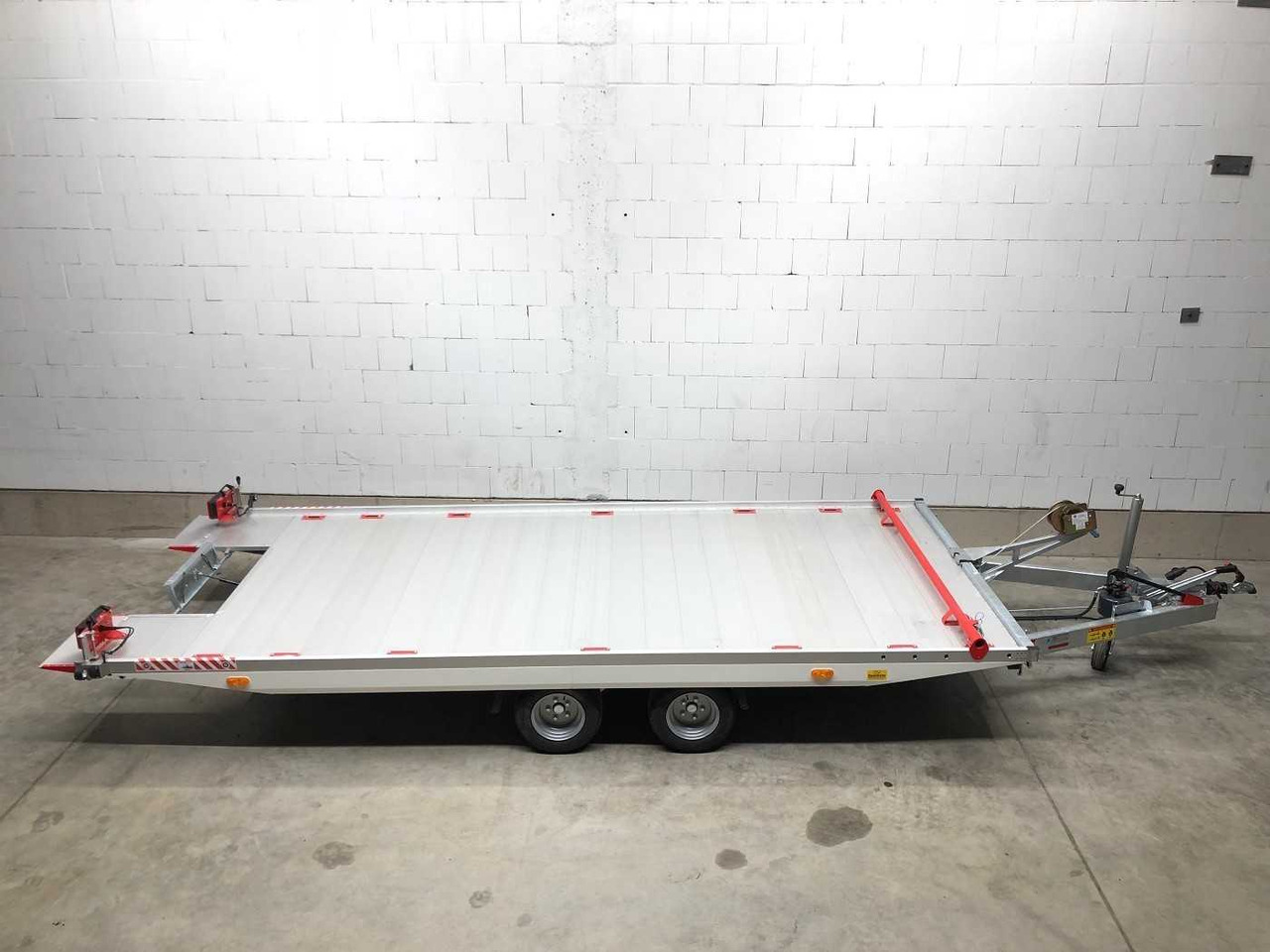 VEZEKO Imola 27.43 Autotransporter - Remorcă transport auto: Foto 2 VEZEKO Imola 27.43 Autotransporter - Remorcă transport auto: Foto 2