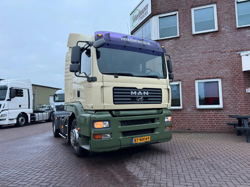 MAN TGA 18.320 TGA 18.320 4X2 / Airco/ Sleeping cabin / Euro 4 Holland Truck- Top Condition - Cap tractor: Foto 1 MAN TGA 18.320 TGA 18.320 4X2 / Airco/ Sleeping cabin / Euro 4 Holland Truck- Top Condition - Cap tractor: Foto 1