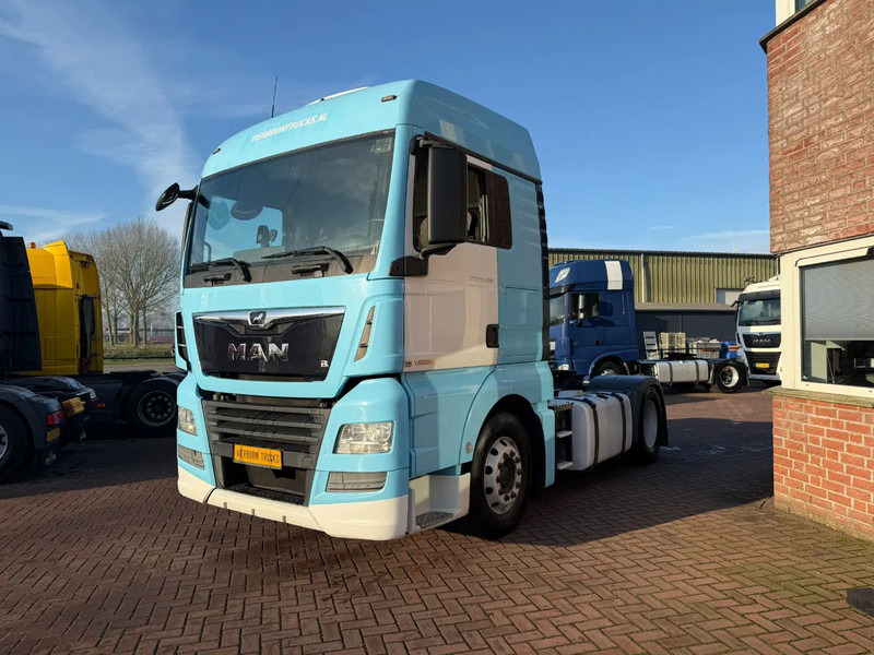 MAN TGX 18.420 TGX 18.420 4X2 / 2 BEDS / SMART TACHO / FRIDGE / PARKING AIRCO / TOP CONDITION / NEW MODEL - Cap tractor: Foto 2 MAN TGX 18.420 TGX 18.420 4X2 / 2 BEDS / SMART TACHO / FRIDGE / PARKING AIRCO / TOP CONDITION / NEW MODEL - Cap tractor: Foto 2