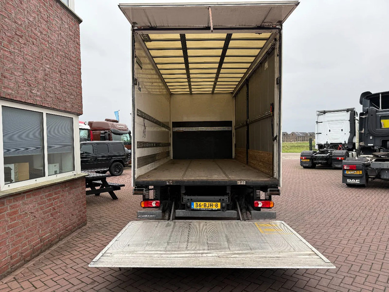 DAF LF 210 LF210 4X2 / Slaapcabine / 11.990KG / D'hollandia 1.50KG / DAF dealer onderhoud - Camion furgon: Foto 3 DAF LF 210 LF210 4X2 / Slaapcabine / 11.990KG / D'hollandia 1.50KG / DAF dealer onderhoud - Camion furgon: Foto 3