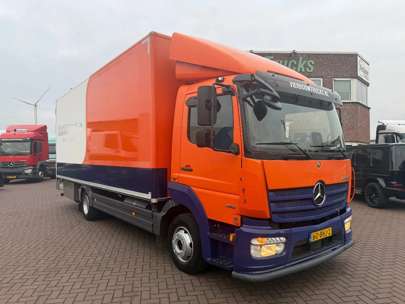 Mercedes-Benz Atego Atego 916L / Koffer 6.45m / Klima / Euro6 / ACC /Holland Truck - Camion furgon: Foto 1 Mercedes-Benz Atego Atego 916L / Koffer 6.45m / Klima / Euro6 / ACC /Holland Truck - Camion furgon: Foto 1