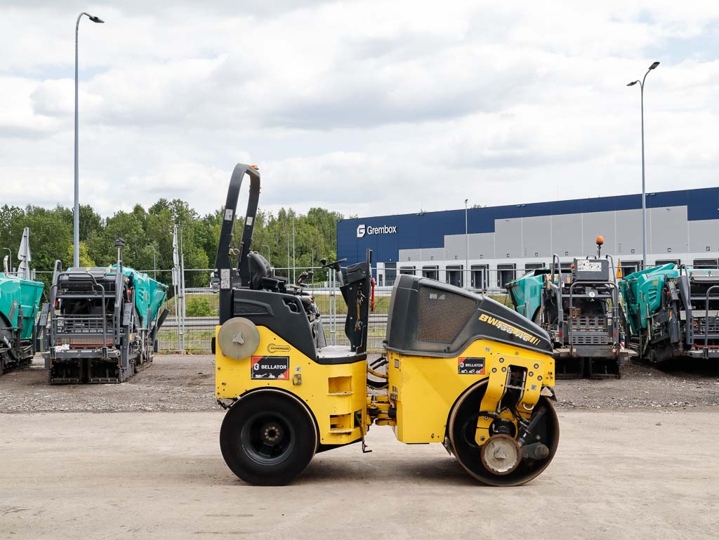 BOMAG BW 138 AC-5 - Cilindru compactor mixt: Foto 5 BOMAG BW 138 AC-5 - Cilindru compactor mixt: Foto 5