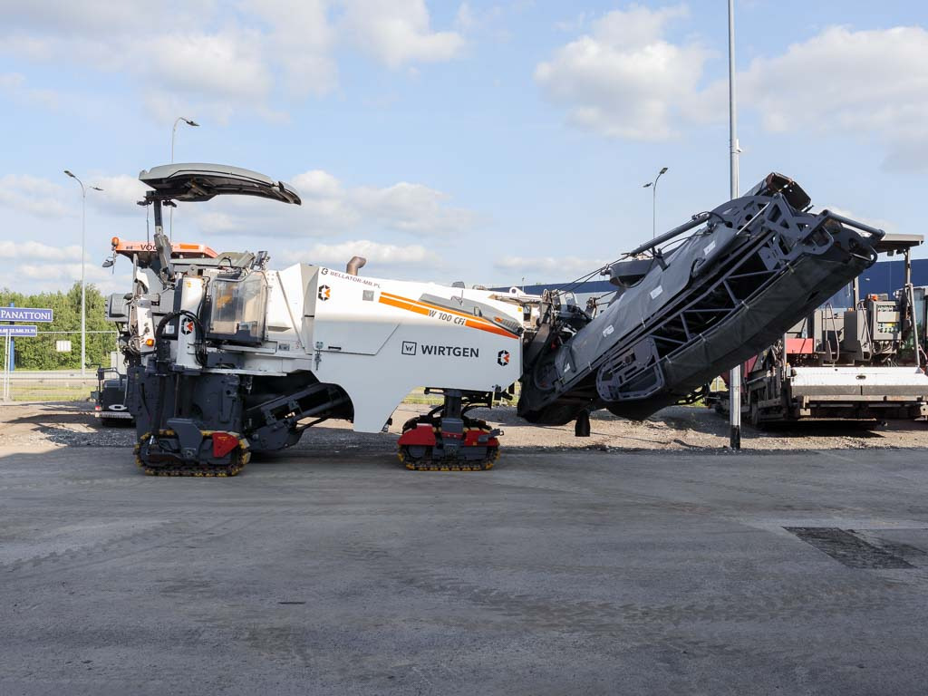 WIRTGEN W 100 CFi - Utilaje pentru frezare: Foto 5 WIRTGEN W 100 CFi - Utilaje pentru frezare: Foto 5
