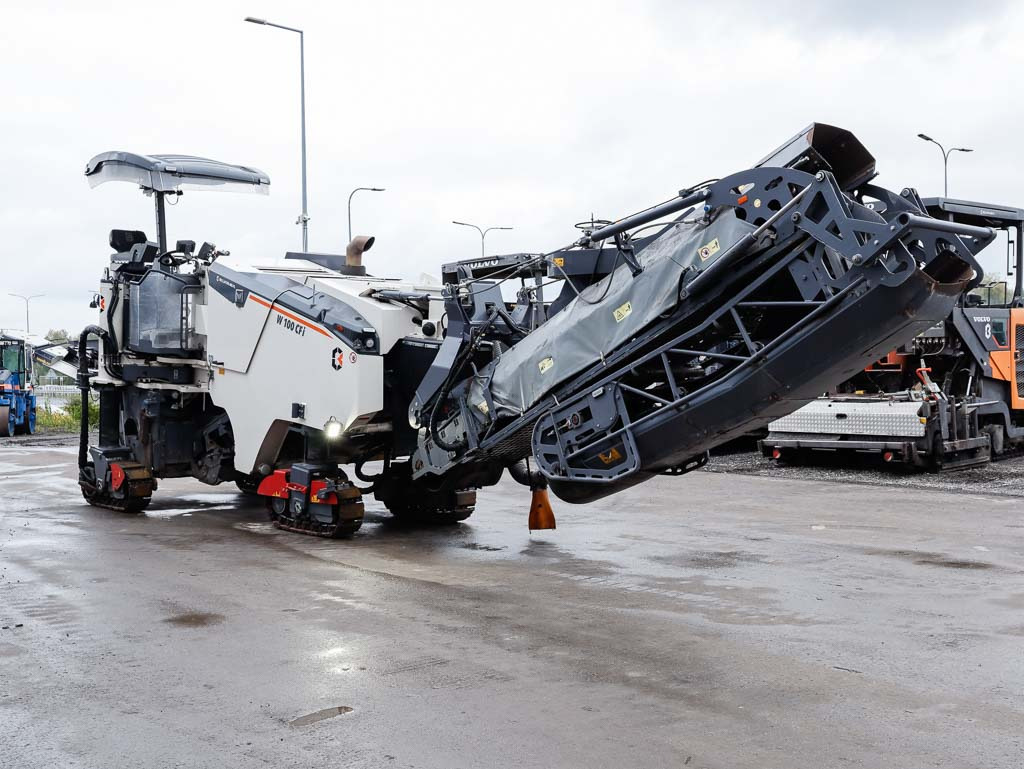 WIRTGEN W100CFi - Utilaje pentru frezare: Foto 4 WIRTGEN W100CFi - Utilaje pentru frezare: Foto 4