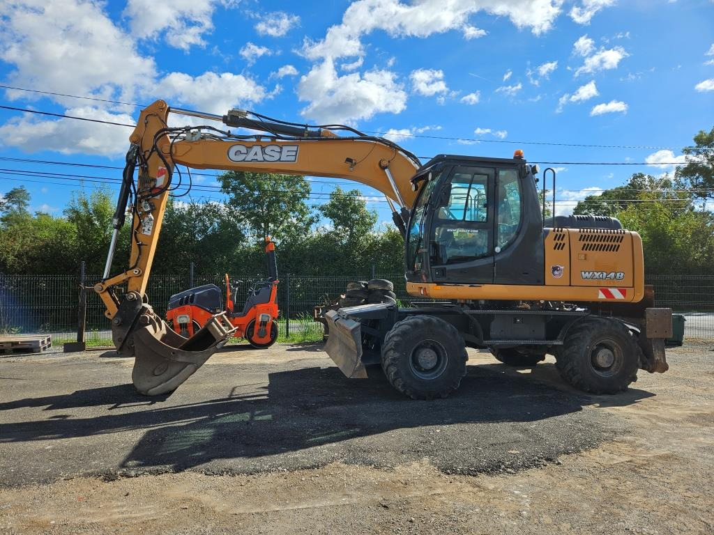 CASE WX 145 - Excavator pe roţi: Foto 2 CASE WX 145 - Excavator pe roţi: Foto 2
