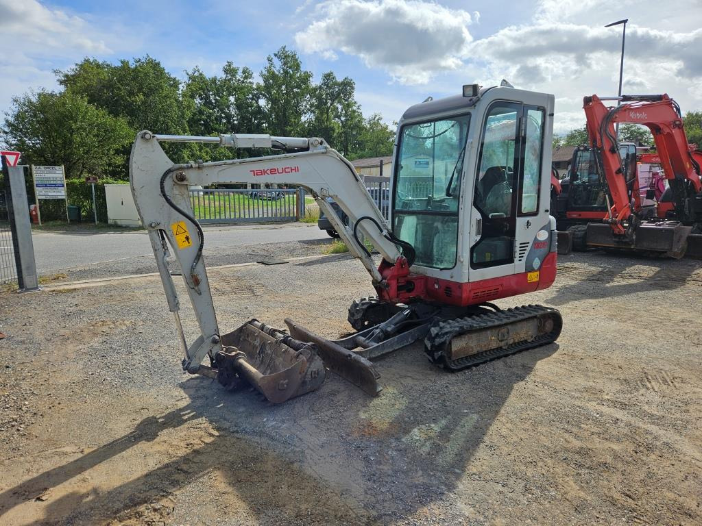 TAKEUCHI TB 219 - Mini excavator: Foto 1 TAKEUCHI TB 219 - Mini excavator: Foto 1