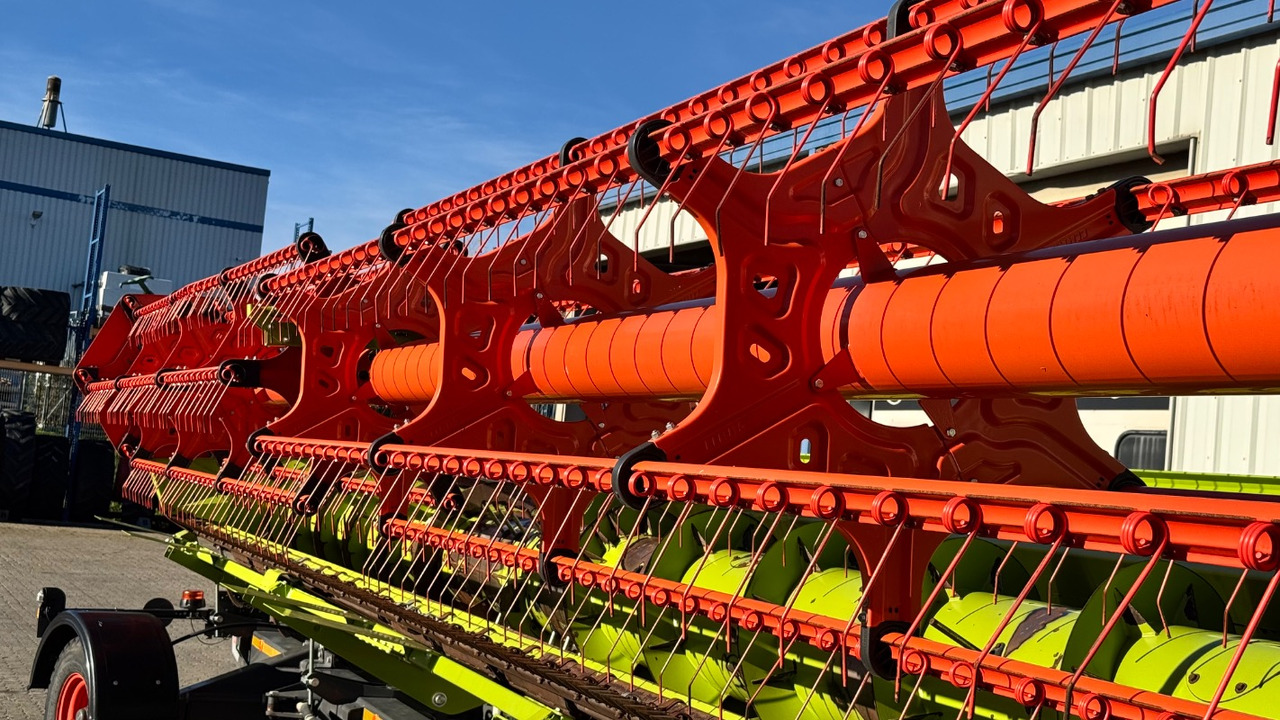 CLAAS VARIO 1080 Schneidwerkswagen - Combină de recoltat cereale: Foto 5 CLAAS VARIO 1080 Schneidwerkswagen - Combină de recoltat cereale: Foto 5