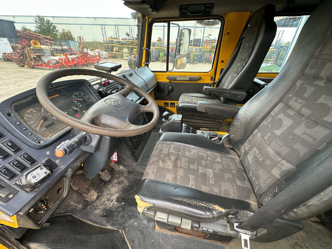 Mercedes-Benz U 4000 - Tractor agricol: Foto 5 Mercedes-Benz U 4000 - Tractor agricol: Foto 5