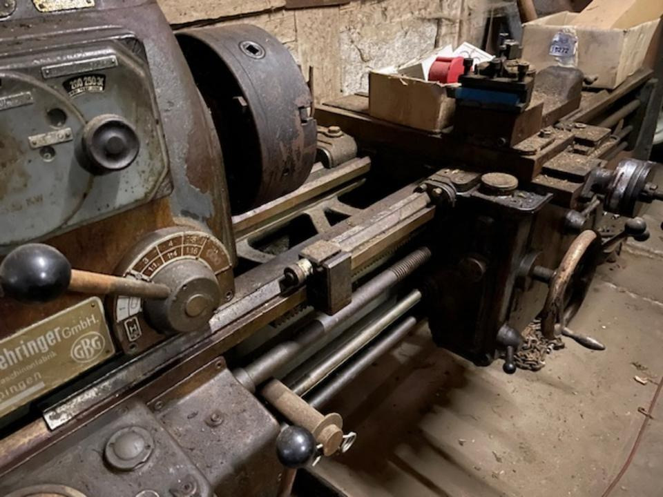 Drehmaschine VDF Boehringer L&Z Drehbank + Zubehör - Strung pentru metal: Foto 2 Drehmaschine VDF Boehringer L&Z Drehbank + Zubehör - Strung pentru metal: Foto 2