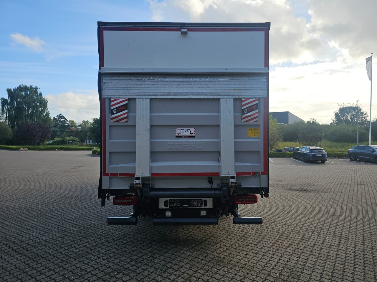 MAN TGM 15.290 - Camion furgon: Foto 4 MAN TGM 15.290 - Camion furgon: Foto 4
