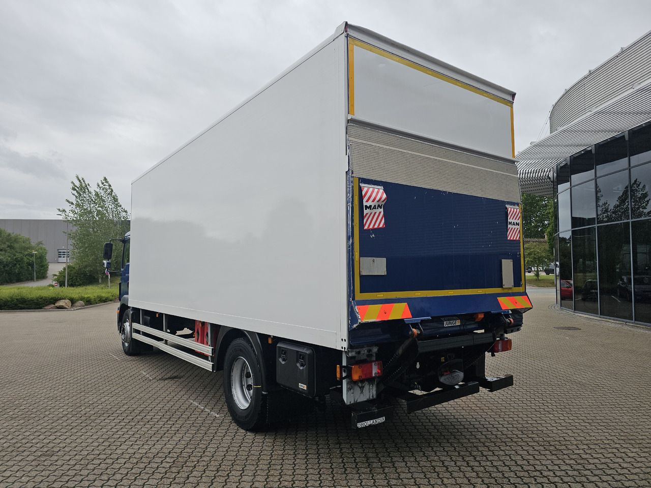MAN TGM 18.290 - Camion furgon: Foto 5 MAN TGM 18.290 - Camion furgon: Foto 5