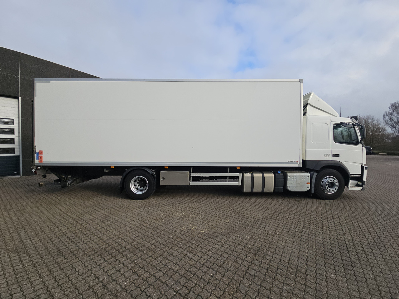 Camion frigider Volvo FM330: Foto 6