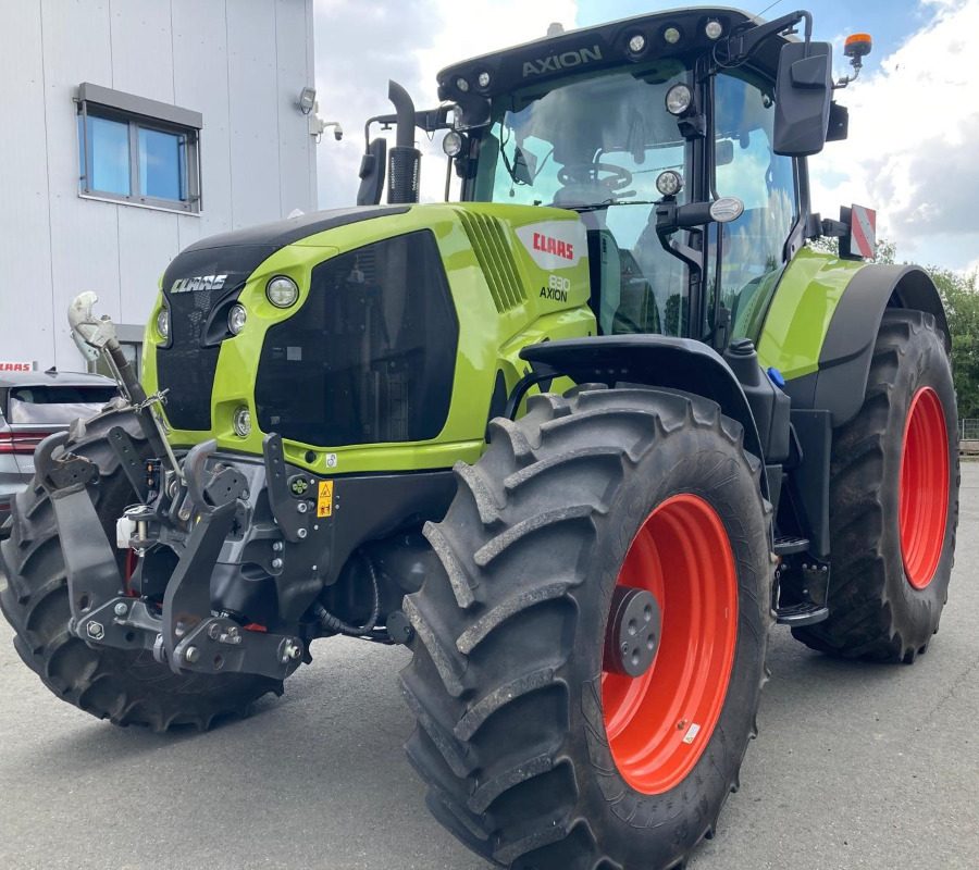 CLAAS Axion 830 CMATIC - Tractor agricol: Foto 2 CLAAS Axion 830 CMATIC - Tractor agricol: Foto 2