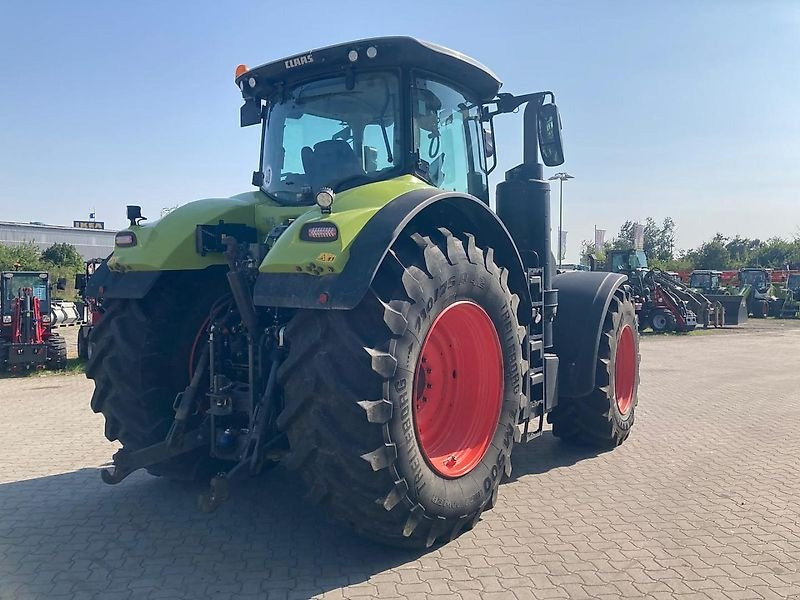CLAAS Axion 930 - Tractor agricol: Foto 3 CLAAS Axion 930 - Tractor agricol: Foto 3