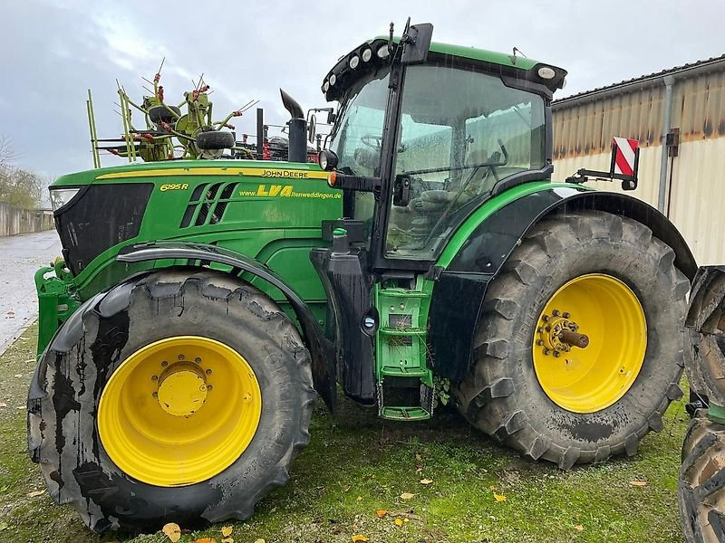 John Deere 6195 R - Tractor agricol: Foto 1 John Deere 6195 R - Tractor agricol: Foto 1