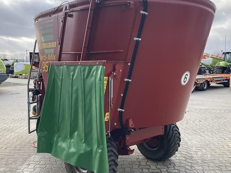 Strautmann Verti-Mix 951 - Remorcă distribuit furaje: Foto 5 Strautmann Verti-Mix 951 - Remorcă distribuit furaje: Foto 5