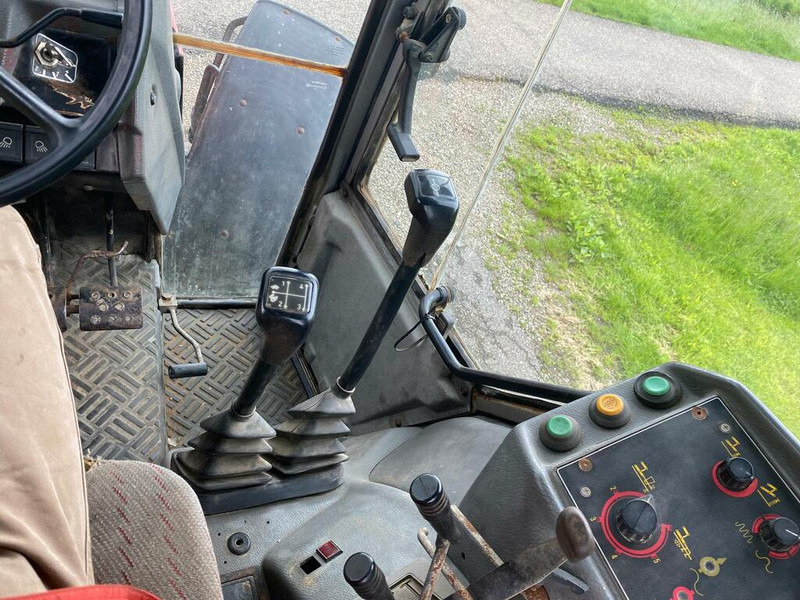 Massey Ferguson 3125 - Tractor agricol: Foto 4 Massey Ferguson 3125 - Tractor agricol: Foto 4