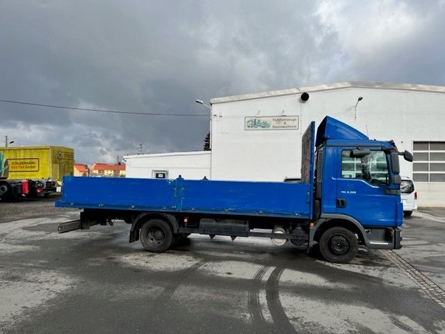 MAN TGL 8.220FG - Camion platformă: Foto 2 MAN TGL 8.220FG - Camion platformă: Foto 2