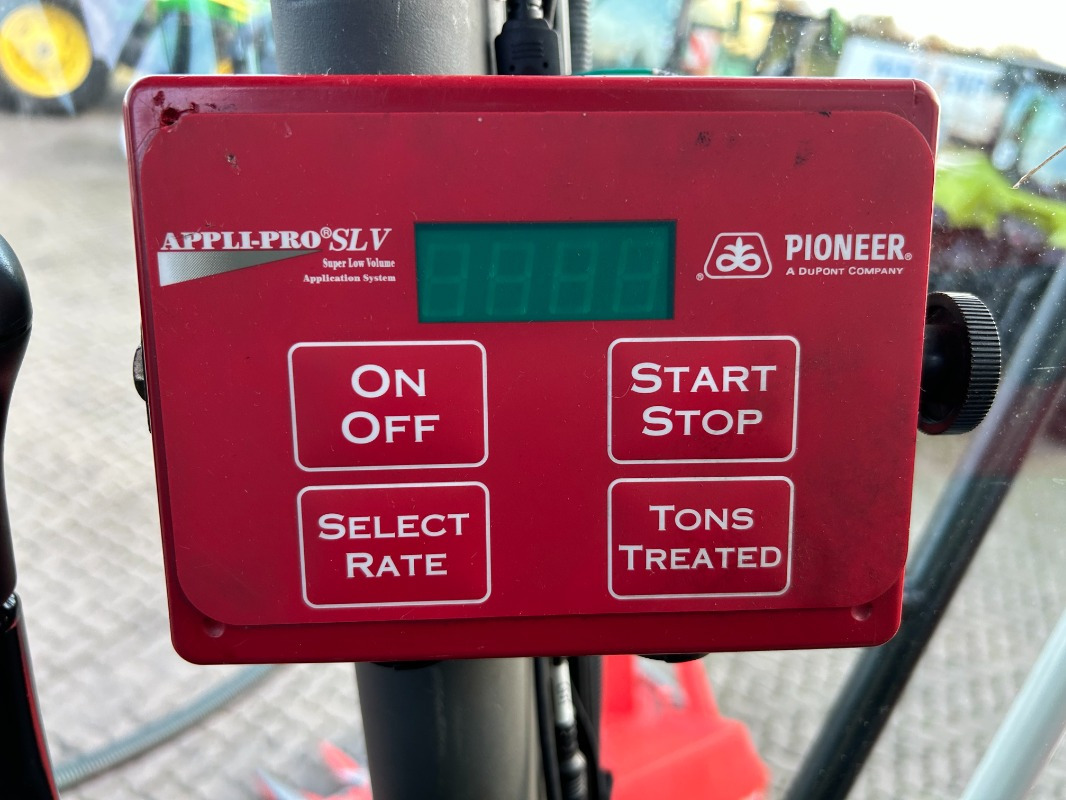 CLAAS Jaguar 890 mit Kemper 360 und PU - Combină agricola: Foto 4 CLAAS Jaguar 890 mit Kemper 360 und PU - Combină agricola: Foto 4