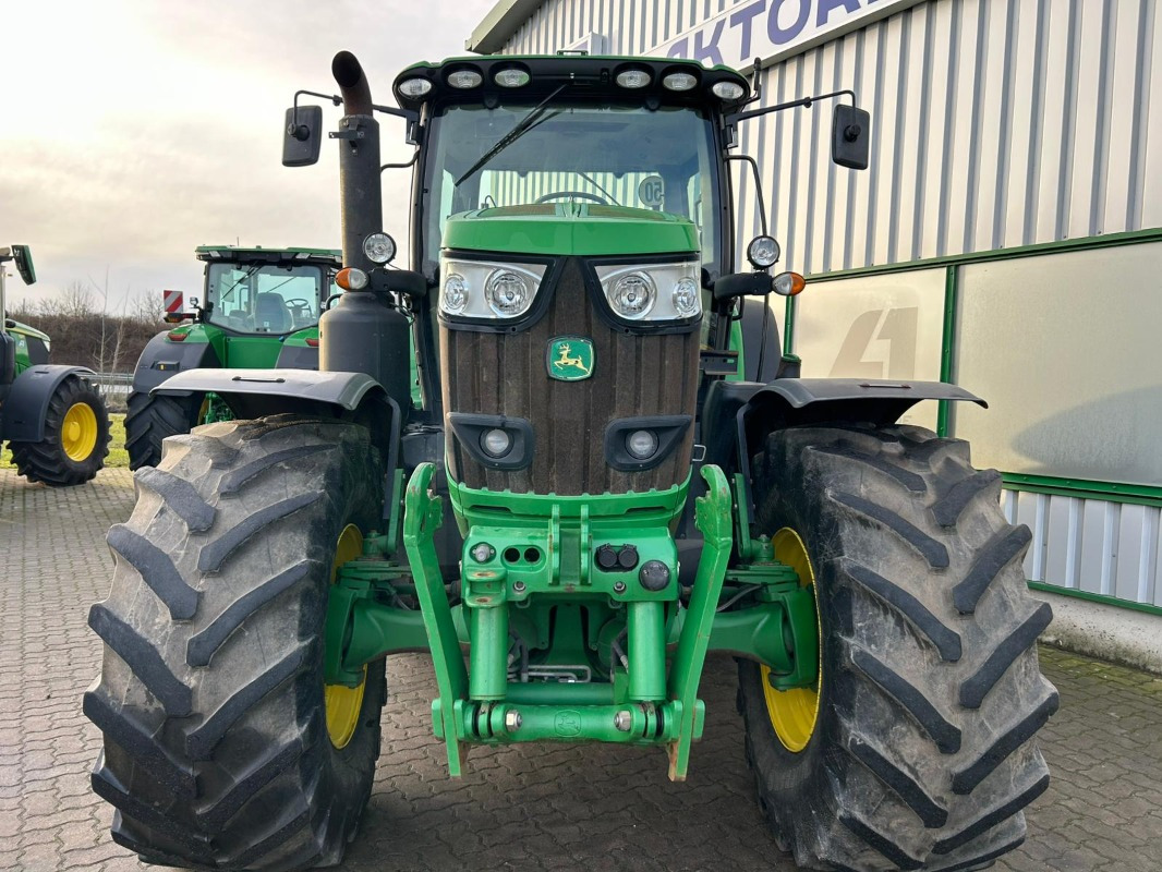 John Deere 6215R - Tractor agricol: Foto 3 John Deere 6215R - Tractor agricol: Foto 3
