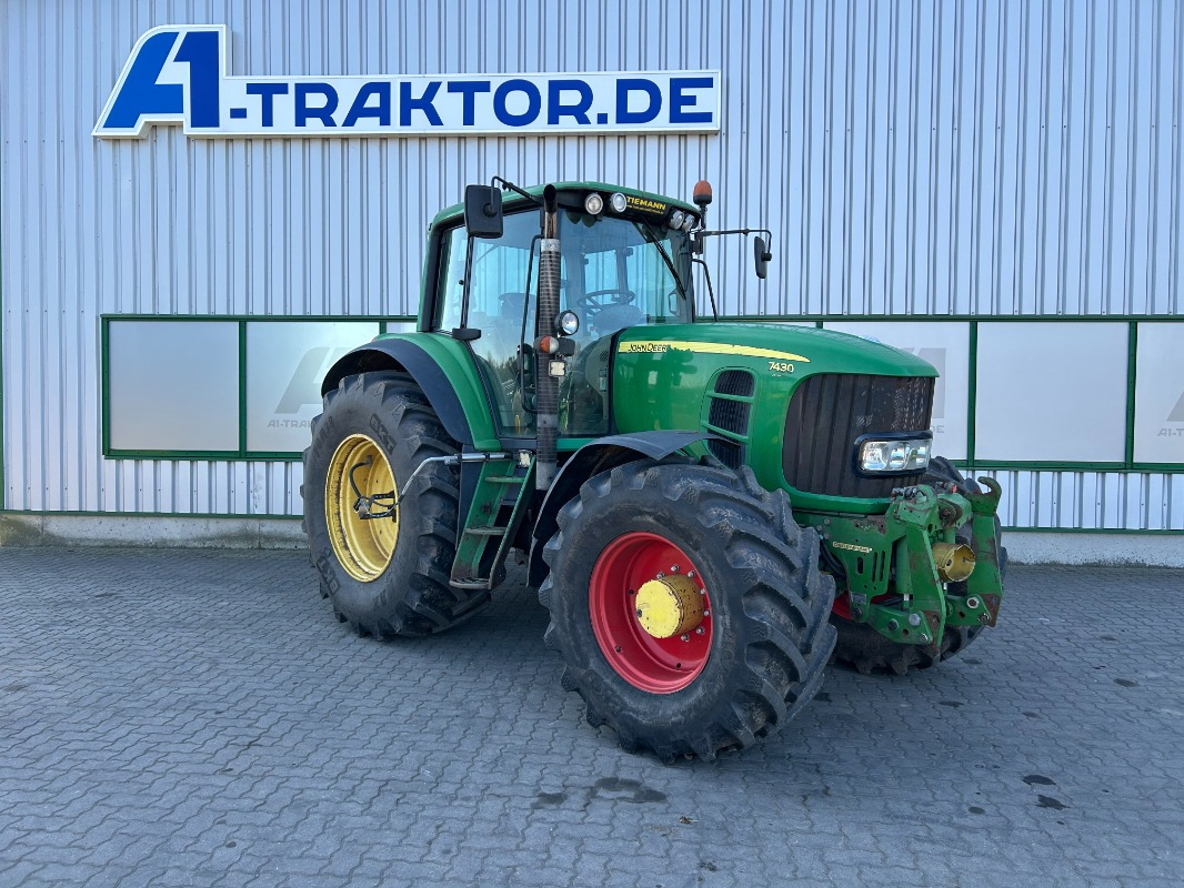 John Deere 7430 PREMIUM - Tractor agricol: Foto 5 John Deere 7430 PREMIUM - Tractor agricol: Foto 5