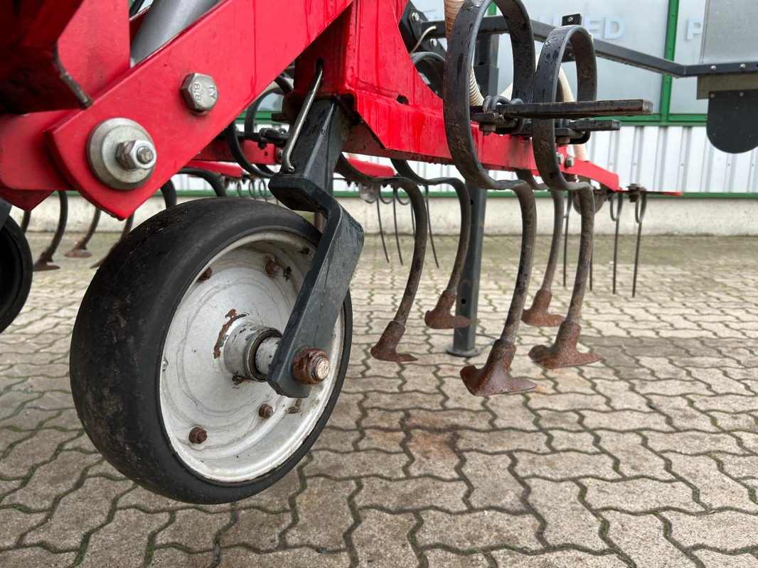 Kongskilde VCO-I / 8-75 Maishacke - Maşină de împrăştiat îngrăşăminte: Foto 4 Kongskilde VCO-I / 8-75 Maishacke - Maşină de împrăştiat îngrăşăminte: Foto 4