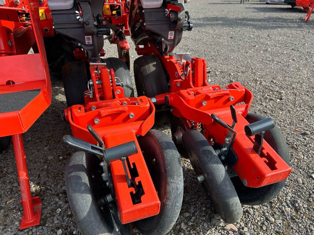 Kuhn Maxima 3 RT E *DEMO* - Maşină agricole pentru semanat: Foto 5 Kuhn Maxima 3 RT E *DEMO* - Maşină agricole pentru semanat: Foto 5