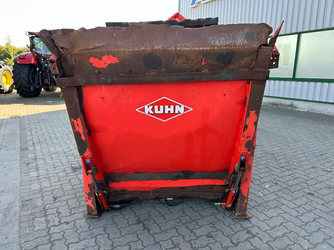 Kuhn Primor 2060 M - Echipamente pentru furaje: Foto 5 Kuhn Primor 2060 M - Echipamente pentru furaje: Foto 5