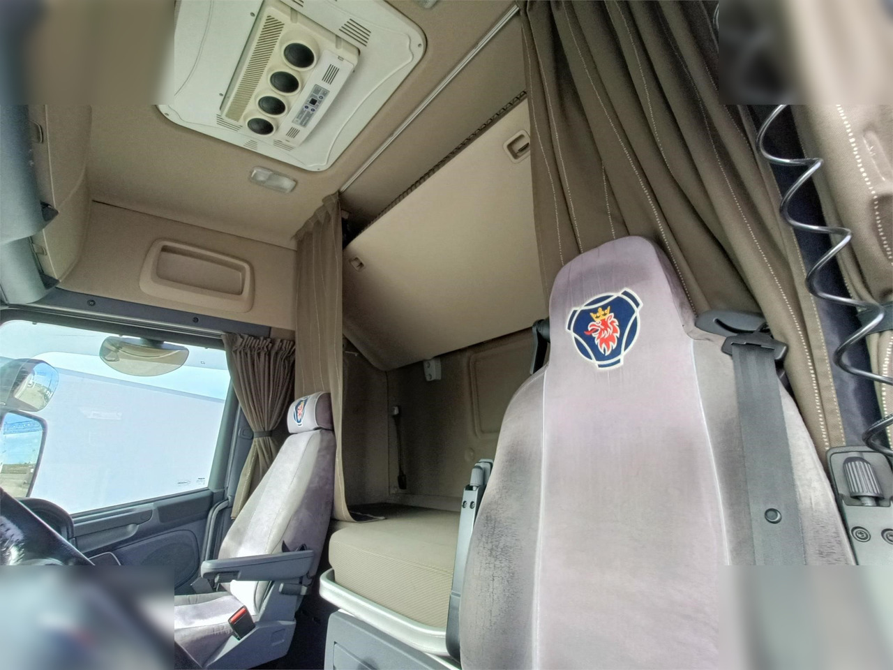 SCANIA R450 - Cap tractor: Foto 5 SCANIA R450 - Cap tractor: Foto 5