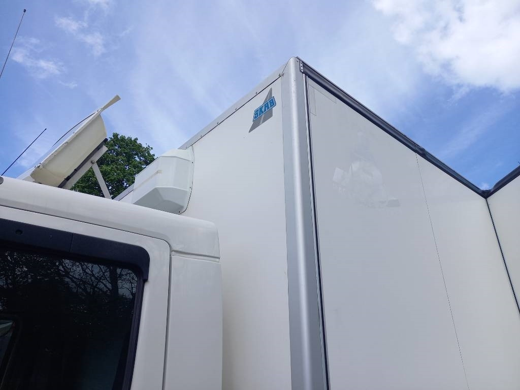 Camion furgon Volvo FL 240, 4x2, SIDE-OPENING: Foto 15