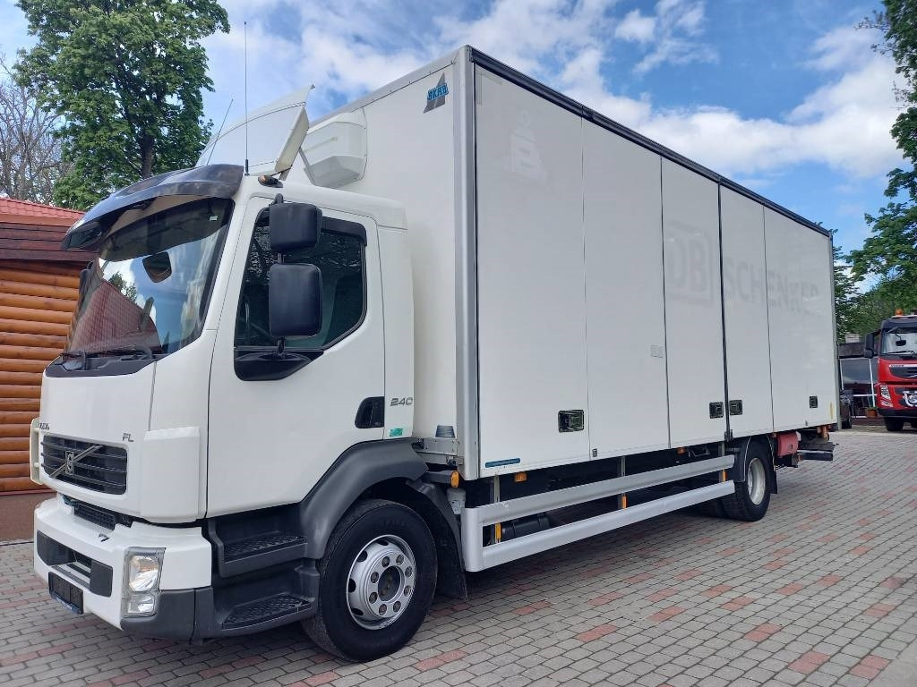 Volvo FL 240, 4x2, SIDE-OPENING - Camion furgon: Foto 4 Volvo FL 240, 4x2, SIDE-OPENING - Camion furgon: Foto 4