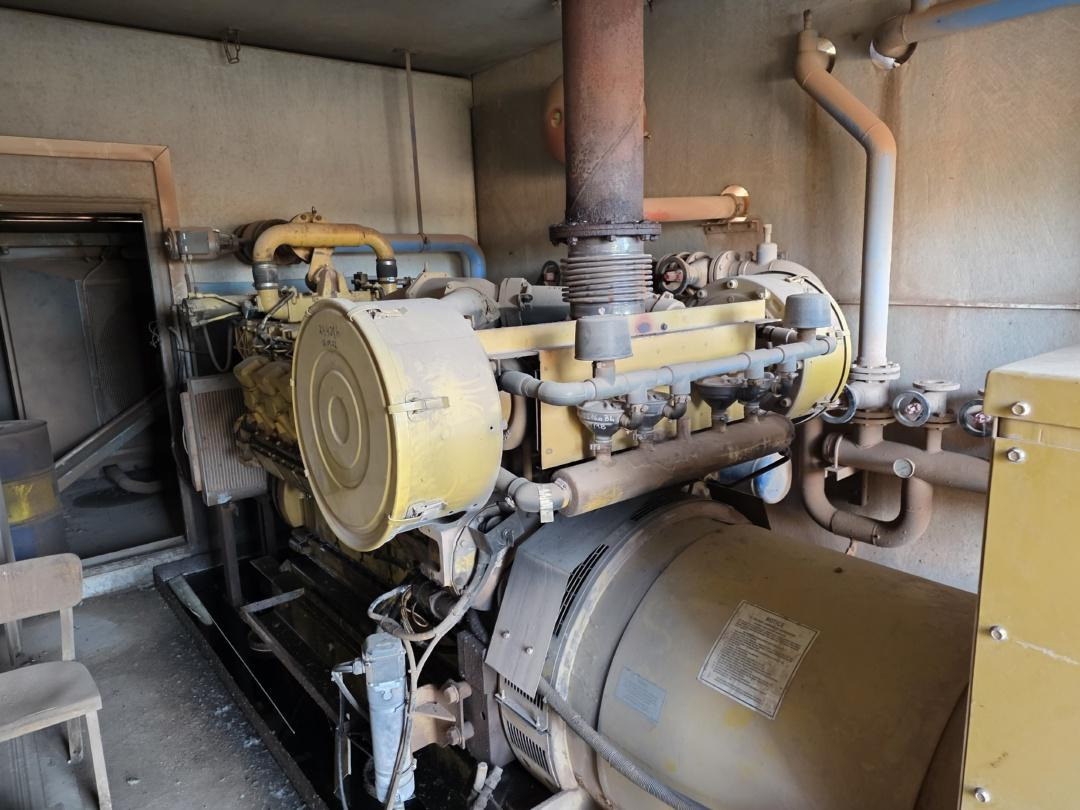 Caterpillar 1020 KW Stromagregat 1275 KVA - Generator electric: Foto 1 Caterpillar 1020 KW Stromagregat 1275 KVA - Generator electric: Foto 1