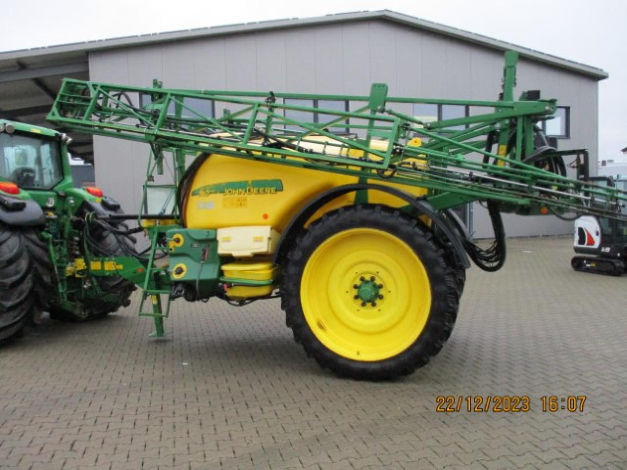 John Deere 740 - Maşină de erbicidat tractata: Foto 2 John Deere 740 - Maşină de erbicidat tractata: Foto 2