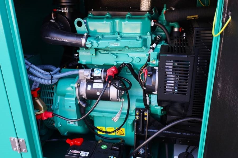 Cummins C22D5Q Declaration of Conformity, Diesel, 22kVA, A - Generator electric: Foto 4 Cummins C22D5Q Declaration of Conformity, Diesel, 22kVA, A - Generator electric: Foto 4