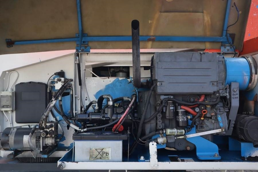 Genie S45 Valid inspection, Diesel, 4x4 Drive, 15.72 m W - Nacela telescopica: Foto 3 Genie S45 Valid inspection, Diesel, 4x4 Drive, 15.72 m W - Nacela telescopica: Foto 3