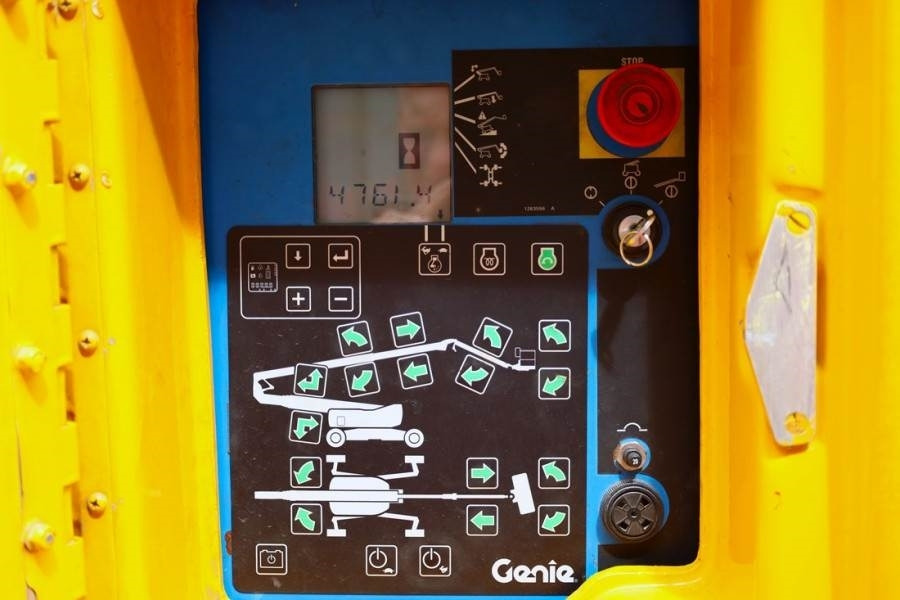 Nacela articulata Genie Z135/70 Diesel, 4x4x4 Drive, 43m Lifting Height, 2: Foto 5