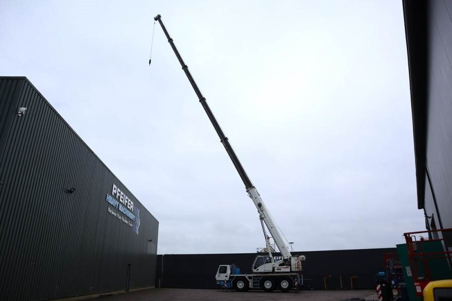 Grove GMK3055 Diesel, 6x6x6, 55t Capacity, 43m Main Boom - Macara tot teren: Foto 3 Grove GMK3055 Diesel, 6x6x6, 55t Capacity, 43m Main Boom - Macara tot teren: Foto 3
