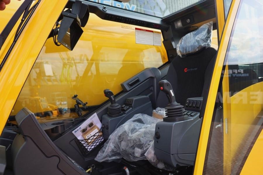 Grove GMK5150XL Available For Rent, Dutch Registration, - Macara tot teren: Foto 4 Grove GMK5150XL Available For Rent, Dutch Registration, - Macara tot teren: Foto 4