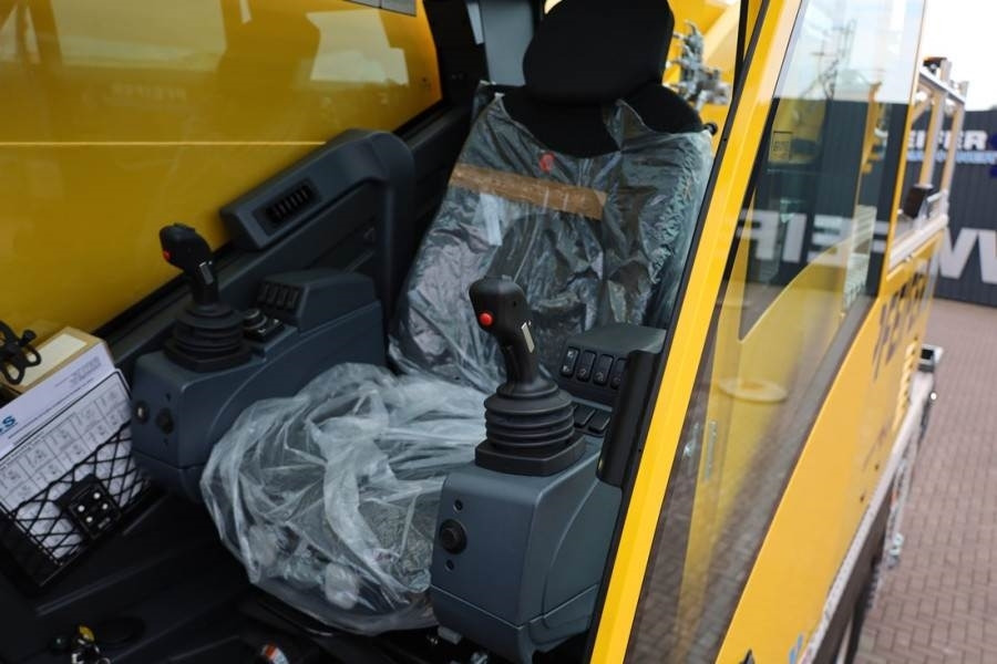 Grove GMK5250XL-1 Available For Rent, Dutch Registration - Macara tot teren: Foto 5 Grove GMK5250XL-1 Available For Rent, Dutch Registration - Macara tot teren: Foto 5