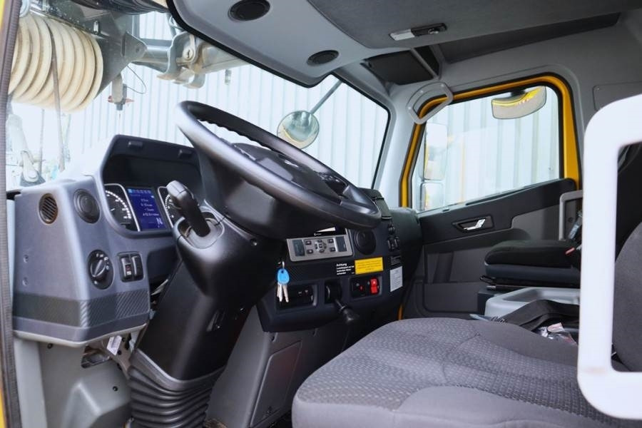 Grove GMK5250XL-1 Available Immediately, Dutch Registrat - Macara tot teren: Foto 4 Grove GMK5250XL-1 Available Immediately, Dutch Registrat - Macara tot teren: Foto 4