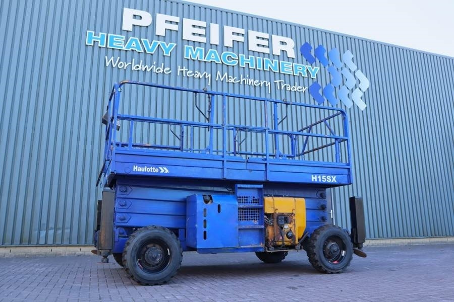 Haulotte H15SX New Tyres, Diesel, 4x4 Drive, 15 Working Hei  - Platforma foarfeca: Foto 1 Haulotte H15SX New Tyres, Diesel, 4x4 Drive, 15 Working Hei  - Platforma foarfeca: Foto 1