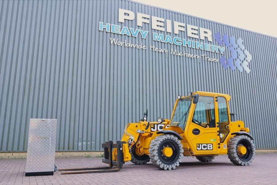JCB 525-60E Guarantee! Fully Electric, 2500kg Capacity - Stivuitor telescopic: Foto 1 JCB 525-60E Guarantee! Fully Electric, 2500kg Capacity - Stivuitor telescopic: Foto 1