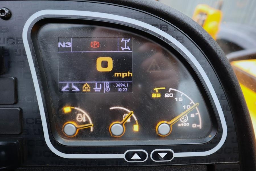 JCB 540-140 HI VIZ Diesel Stage V, 4x4x4 Drive, 13.8m - Stivuitor telescopic: Foto 5 JCB 540-140 HI VIZ Diesel Stage V, 4x4x4 Drive, 13.8m - Stivuitor telescopic: Foto 5