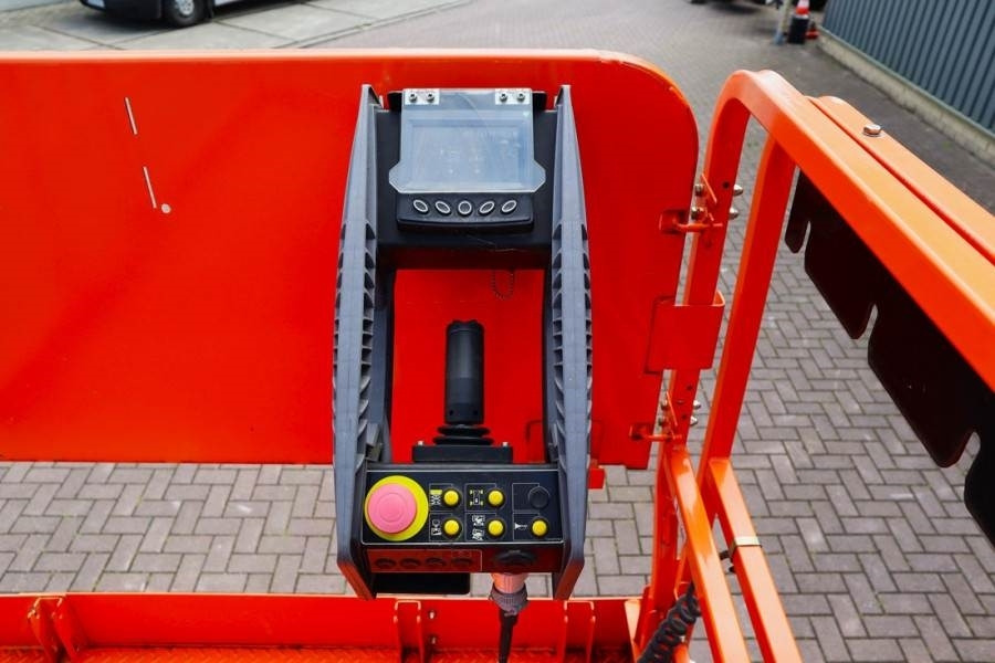 JLG ERT2669 Unused, Electric, 10m Working Height, 680k - Platforma foarfeca: Foto 3 JLG ERT2669 Unused, Electric, 10m Working Height, 680k - Platforma foarfeca: Foto 3
