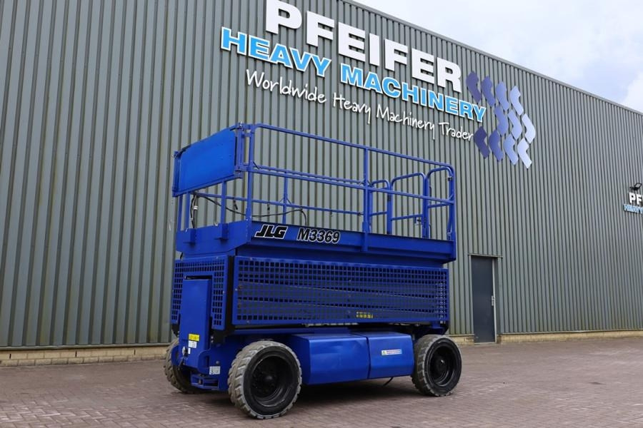 JLG M3369 Hybrid, 12m Working Height, 450kg Capacity, - Platforma foarfeca: Foto 1 JLG M3369 Hybrid, 12m Working Height, 450kg Capacity, - Platforma foarfeca: Foto 1