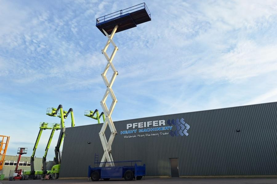 Liftlux SL205-25D4WDS/P Diesel, 4x4 Drive, Hydraulic Deck - Nacela articulata: Foto 3 Liftlux SL205-25D4WDS/P Diesel, 4x4 Drive, Hydraulic Deck - Nacela articulata: Foto 3