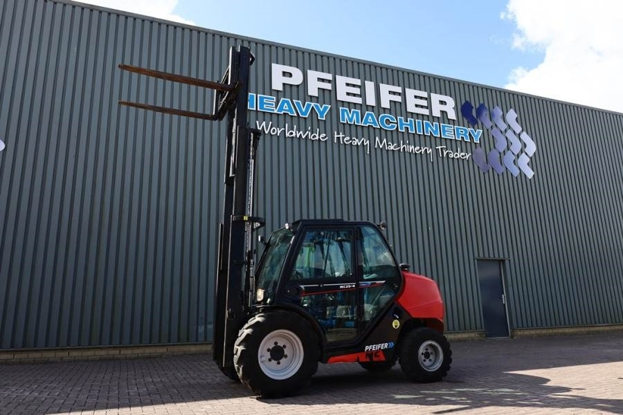 Manitou MC25-4 Valid Inspection, *Guarantee, Diesel, 4x4 D - Stivuitor de teren dificil: Foto 3 Manitou MC25-4 Valid Inspection, *Guarantee, Diesel, 4x4 D - Stivuitor de teren dificil: Foto 3