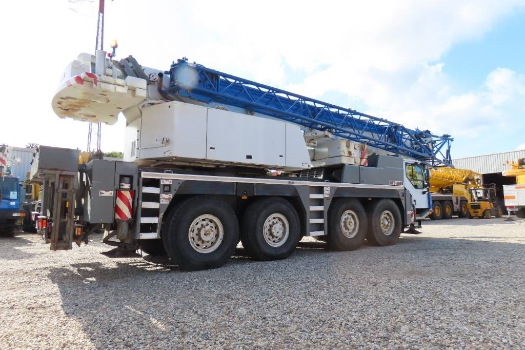 Liebherr LTM 1090-4.1 - Macara tot teren: Foto 3 Liebherr LTM 1090-4.1 - Macara tot teren: Foto 3