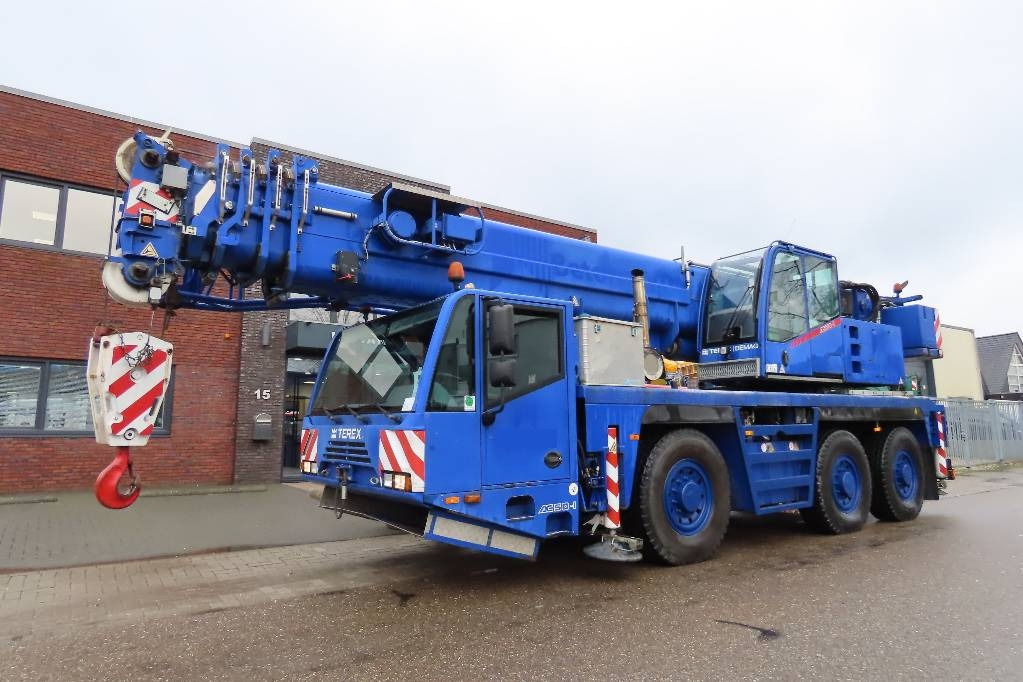 Terex Demag AC 50-1 - Macara tot teren: Foto 1 Terex Demag AC 50-1 - Macara tot teren: Foto 1